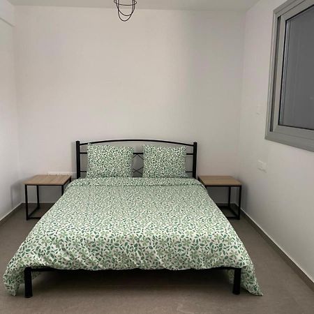 Sky Apartment On The Pool أيا نابا المظهر الخارجي الصورة