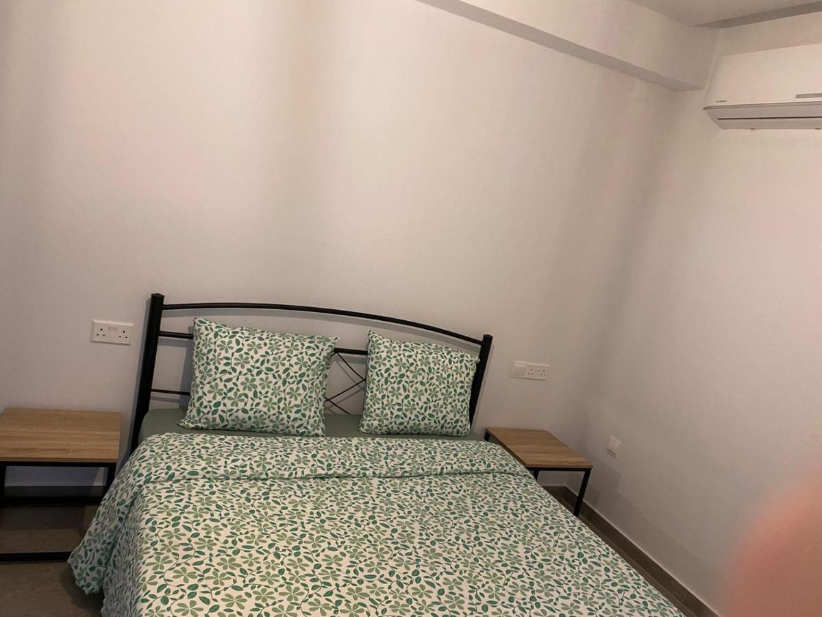 Sky Apartment On The Pool أيا نابا المظهر الخارجي الصورة